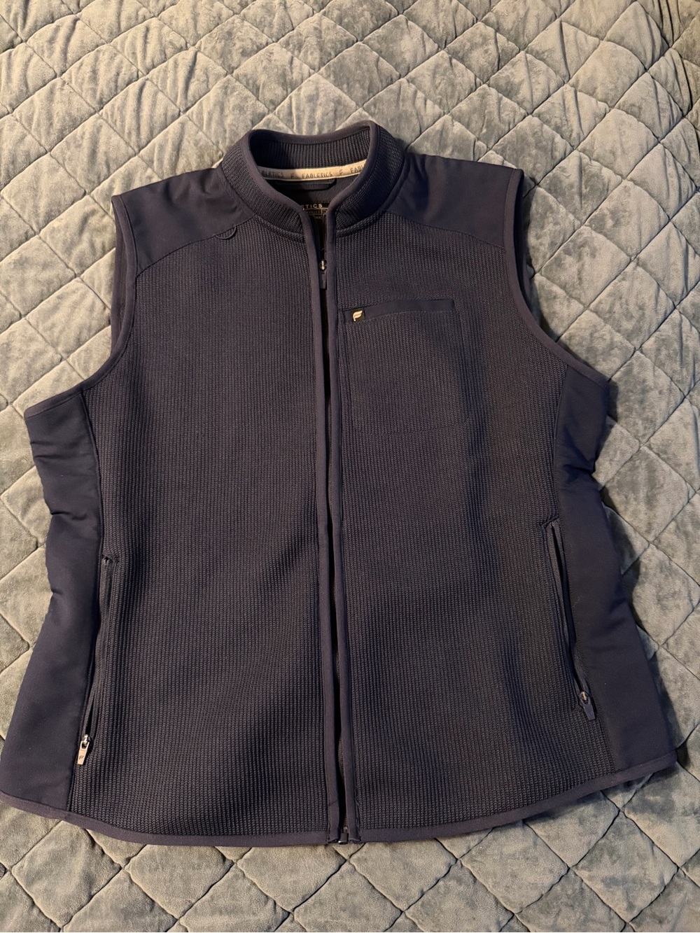 Women's Fabletics Pace Knit Scrub vest - Classic Layering Piece
